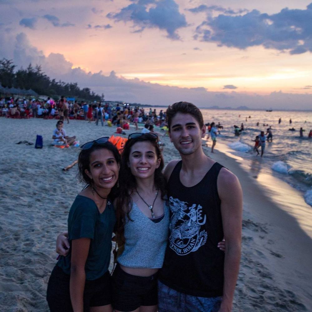 Meet your Posher, Ileana